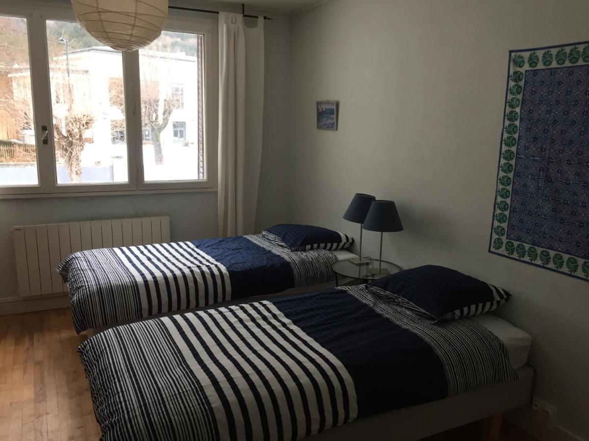 Superbe Appartement A Bourg D'Oisans Avec Terrasse Sud Le Bourg-dʼOisans Exterior foto