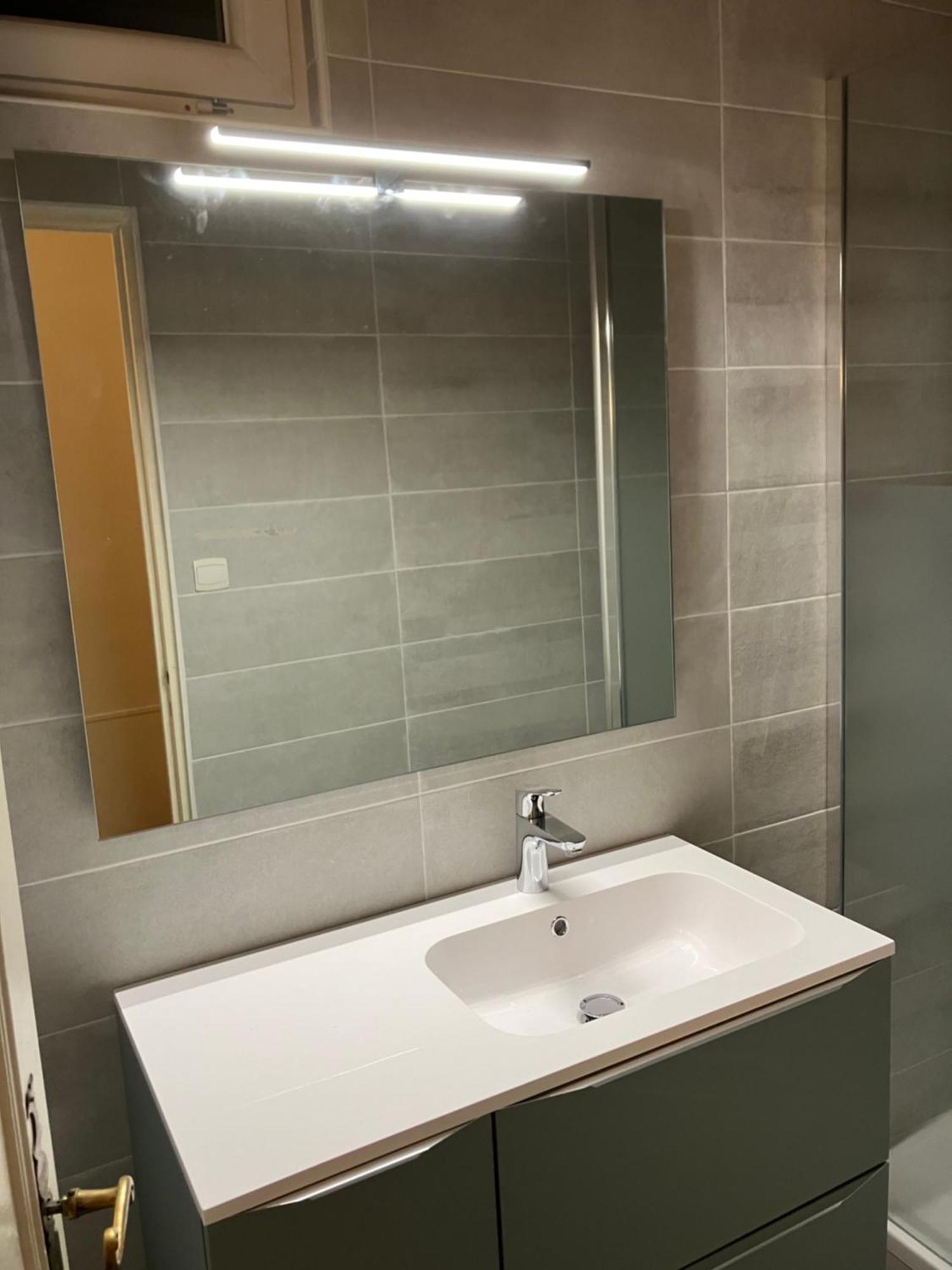 Superbe Appartement A Bourg D'Oisans Avec Terrasse Sud Le Bourg-dʼOisans Exterior foto
